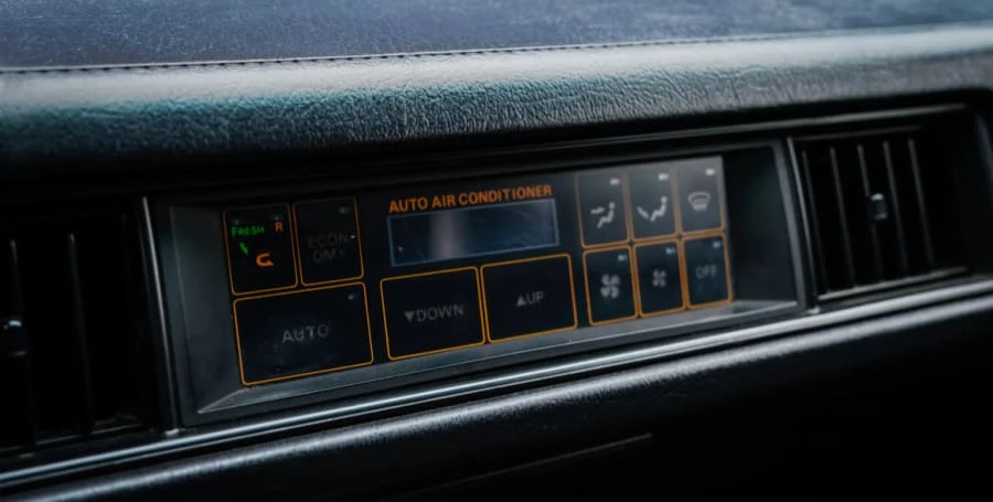 1988 Chrysler Conquest - Image 24 of 31