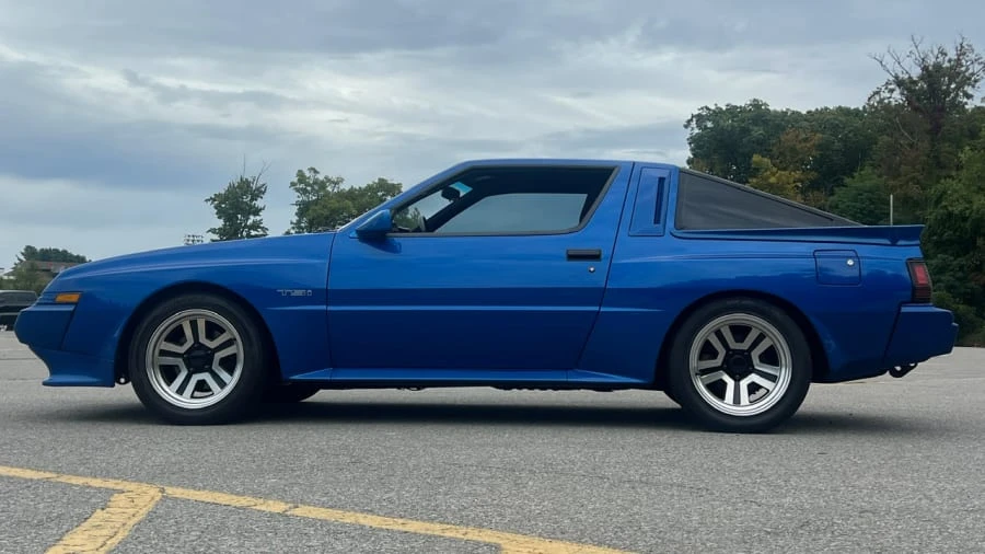 1988 Chrysler Conquest - Image 8 of 31