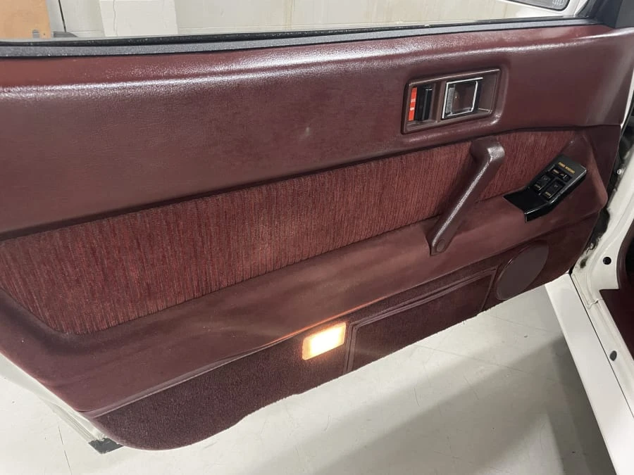 1988 Chrysler Conquest - Image 16 of 26