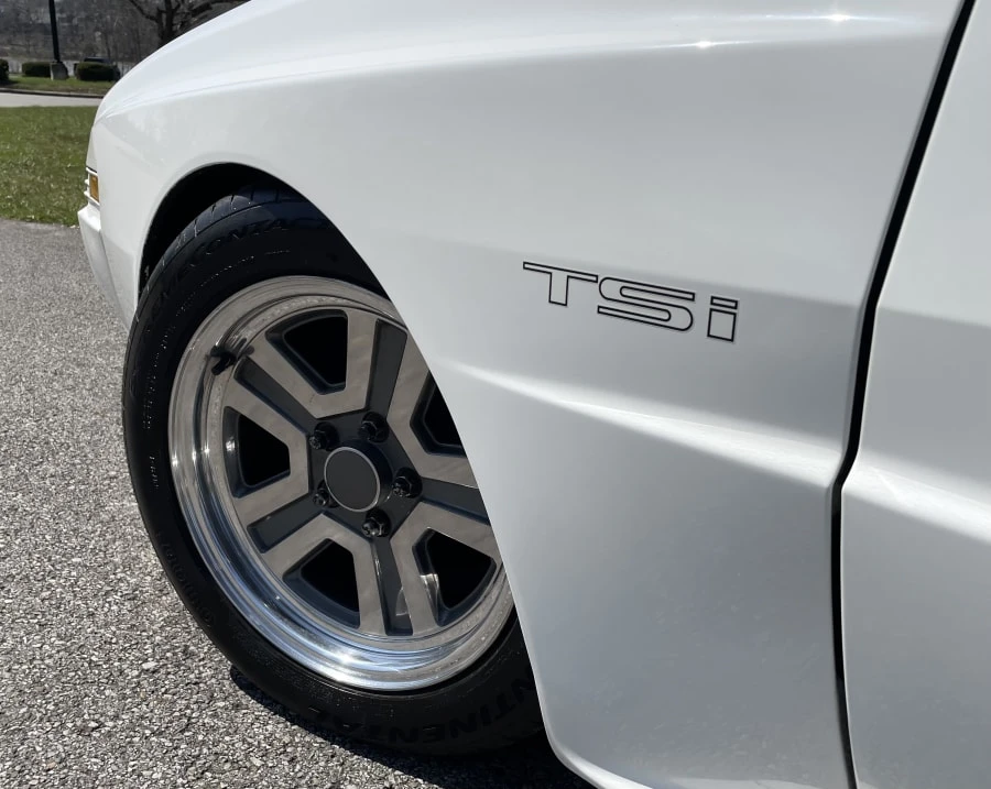 1988 Chrysler Conquest - Image 11 of 26