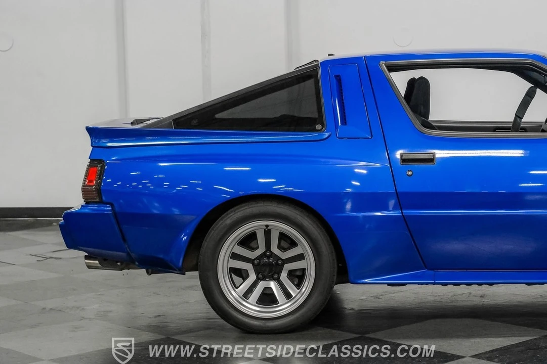 1988 Chrysler Conquest - Image 28 of 31