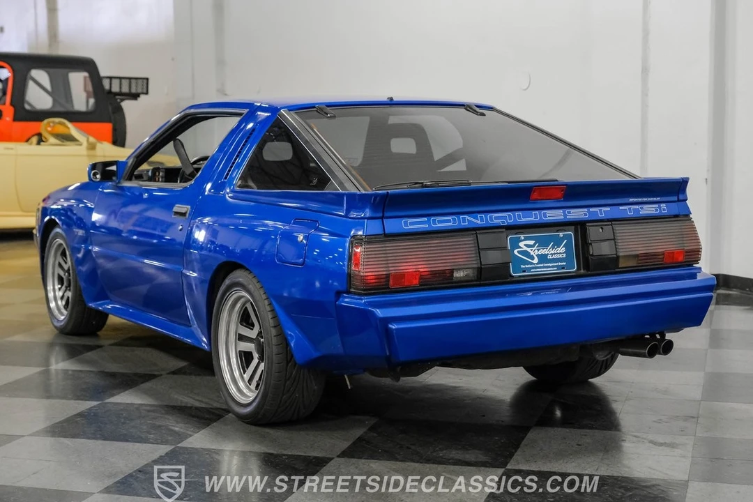 1988 Chrysler Conquest - Image 8 of 21