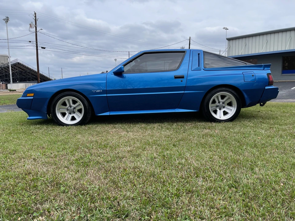 1988 Chrysler Conquest - Image 14 of 31