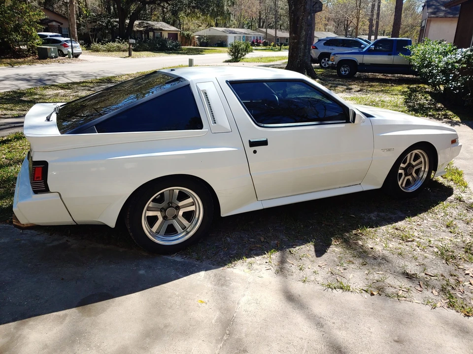 1988 Chrysler Conquest - Image 8 of 31