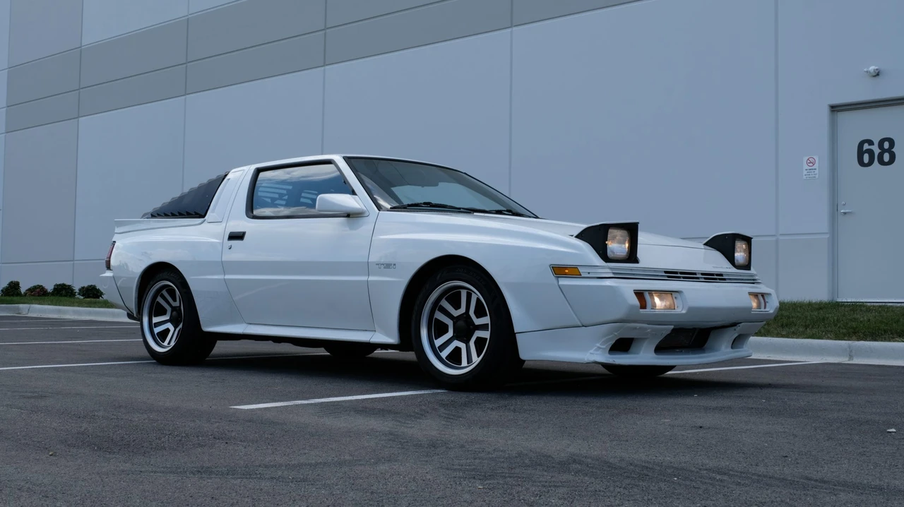 1988 Chrysler Conquest - Image 30 of 31
