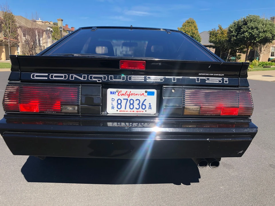 1988 Chrysler Conquest - Image 5 of 31