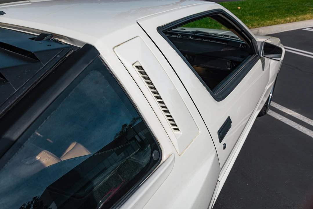 1988 Chrysler Conquest - Image 7 of 31