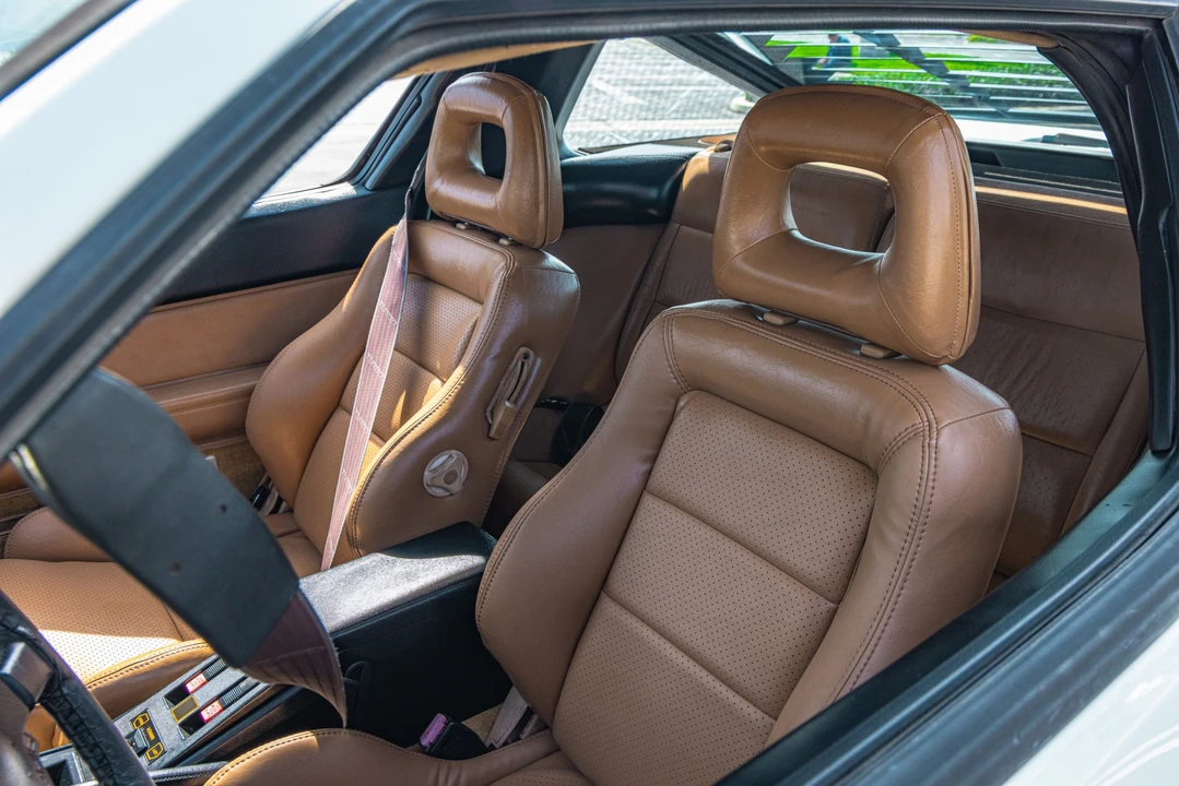 1988 Chrysler Conquest - Image 16 of 31