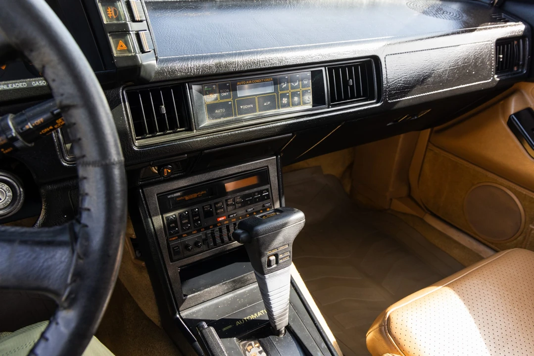 1988 Chrysler Conquest - Image 22 of 31