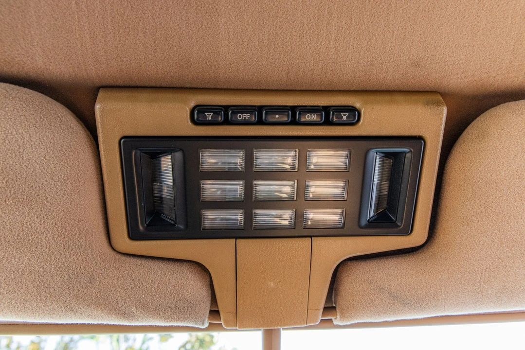 1988 Chrysler Conquest - Image 27 of 31