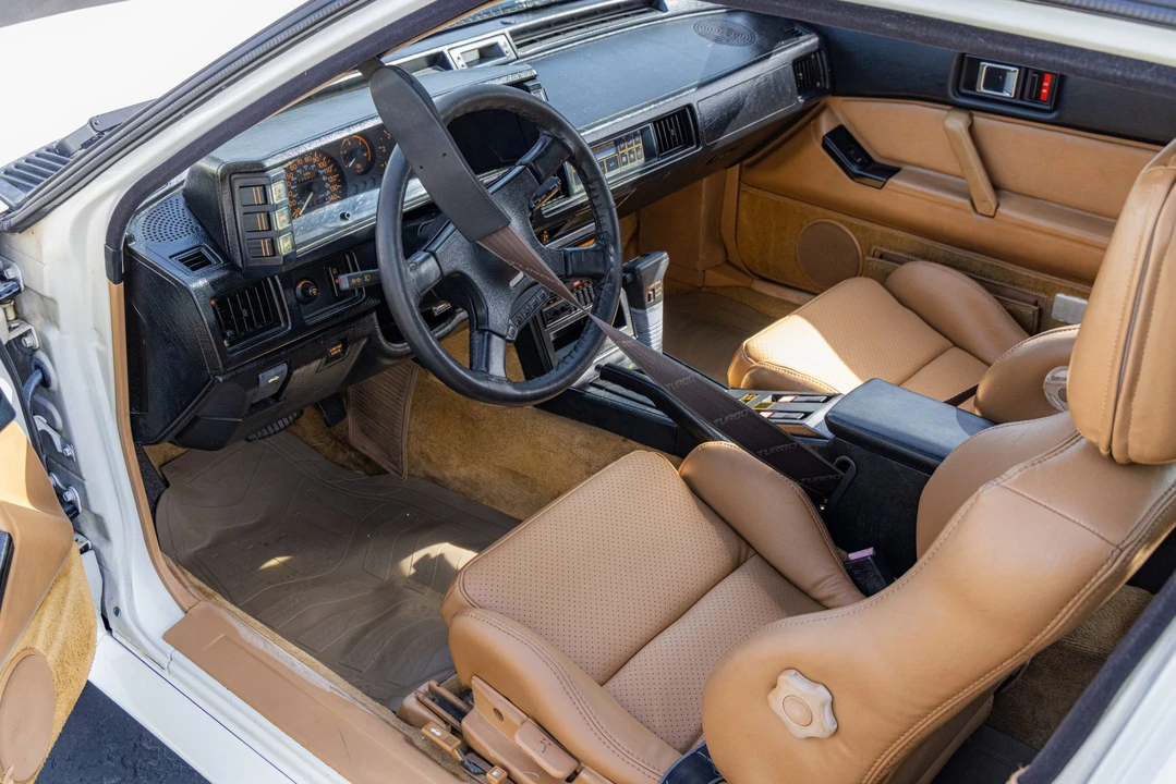 1988 Chrysler Conquest - Image 17 of 31