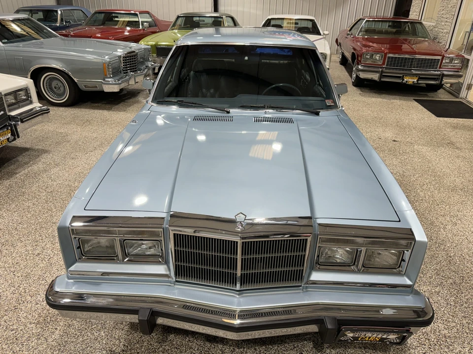1988 Chrysler New Yorker - Image 4 of 31