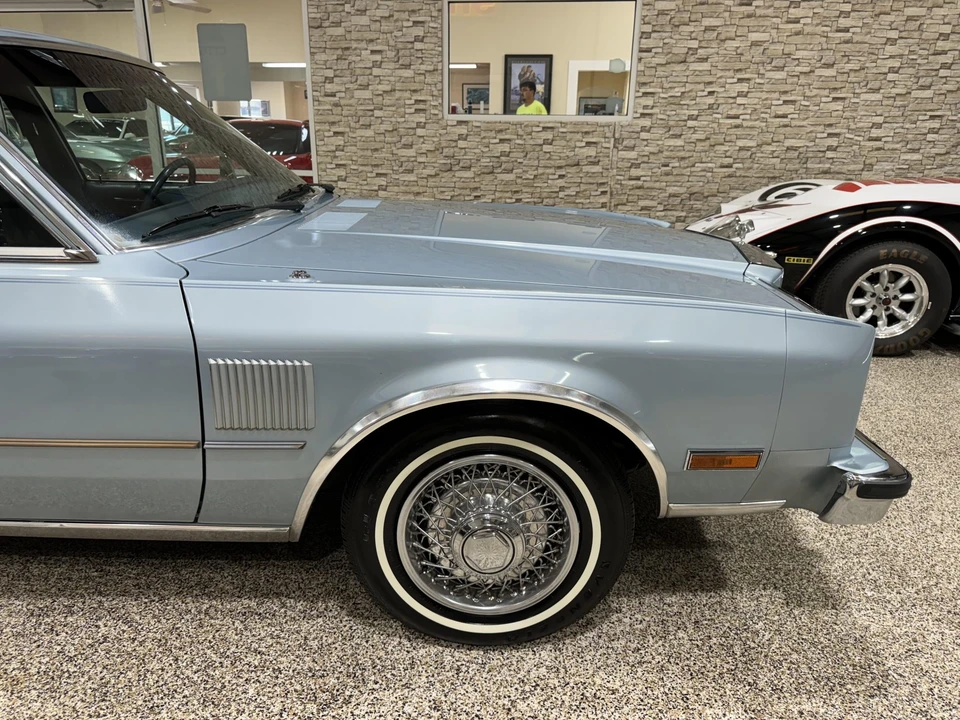 1988 Chrysler New Yorker - Image 23 of 31