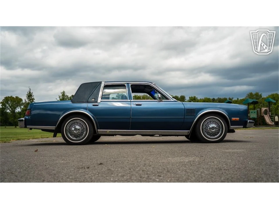 1988 Chrysler New Yorker - Image 22 of 31