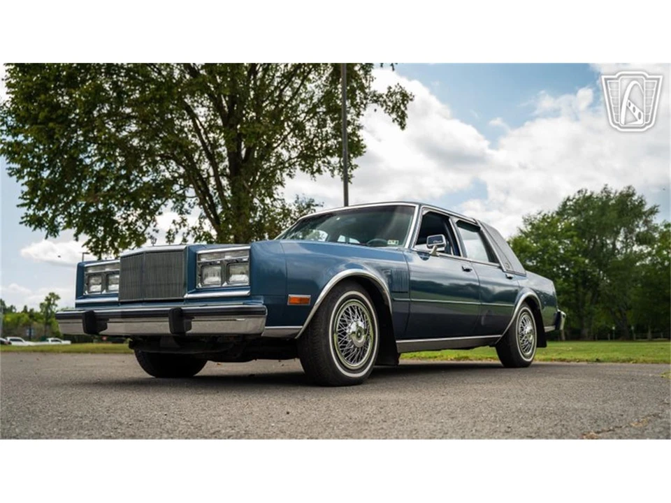 1988 Chrysler New Yorker - Image 7 of 31