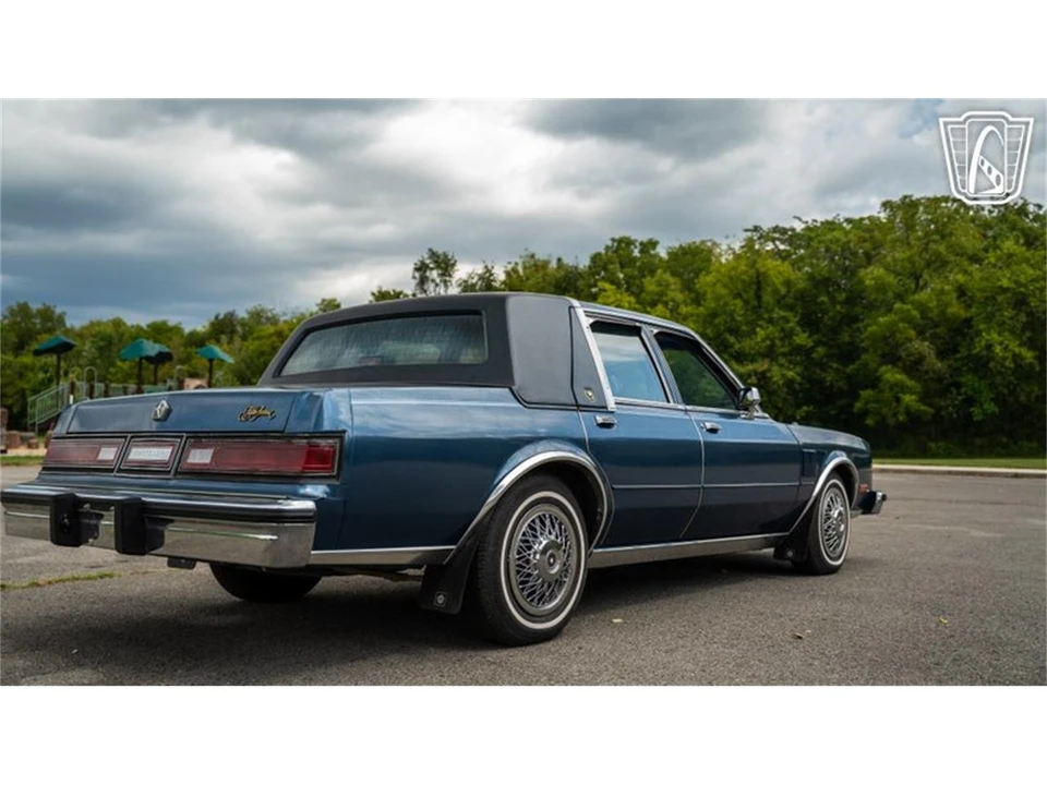 1988 Chrysler New Yorker - Image 18 of 31