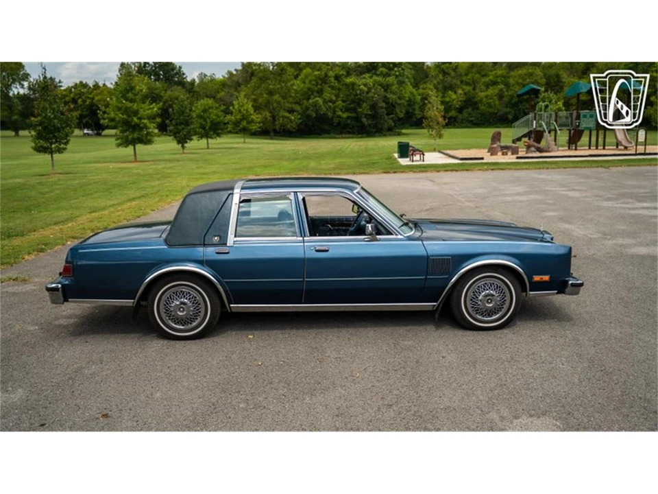 1988 Chrysler New Yorker - Image 20 of 31