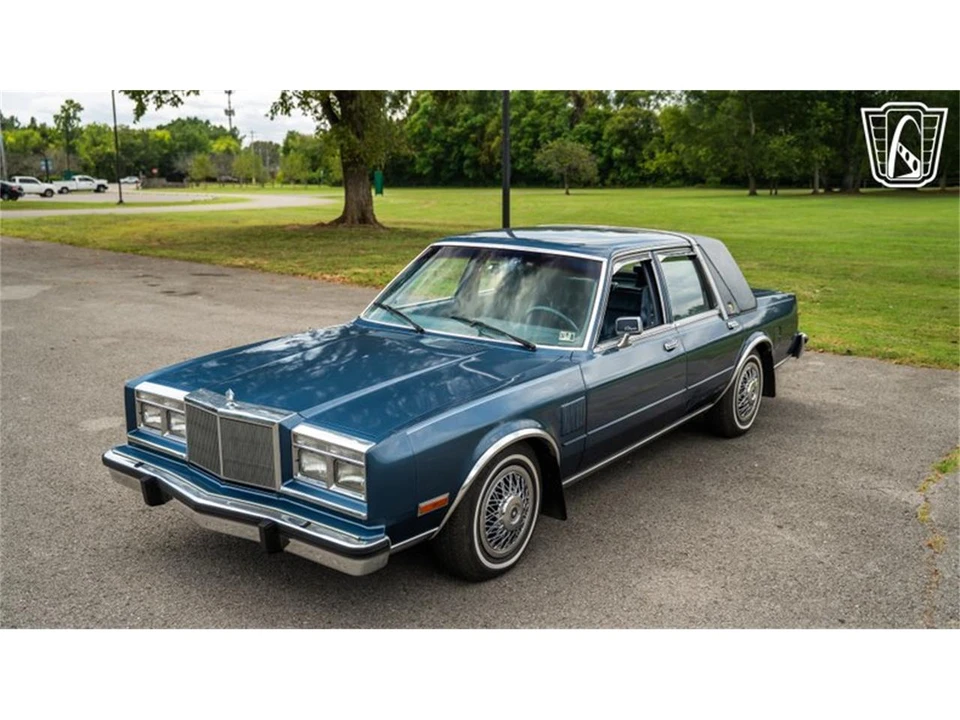1988 Chrysler New Yorker - Image 5 of 31