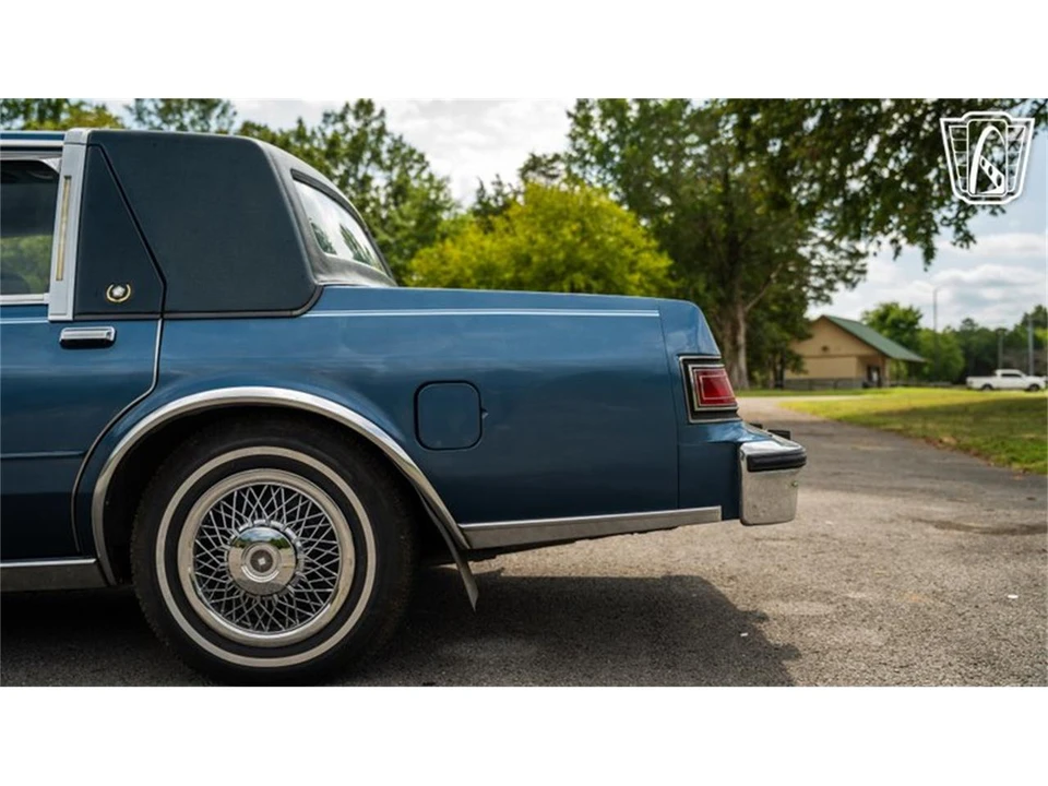 1988 Chrysler New Yorker - Image 31 of 31