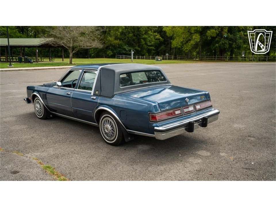 1988 Chrysler New Yorker - Image 11 of 31