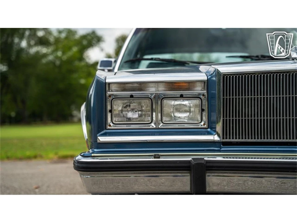 1988 Chrysler New Yorker - Image 26 of 31
