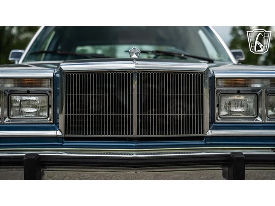 1988 Chrysler New Yorker - Image 27 of 31