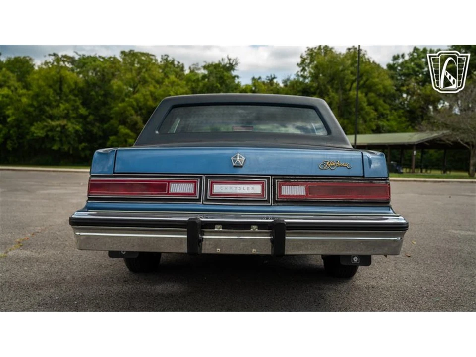 1988 Chrysler New Yorker - Image 15 of 31