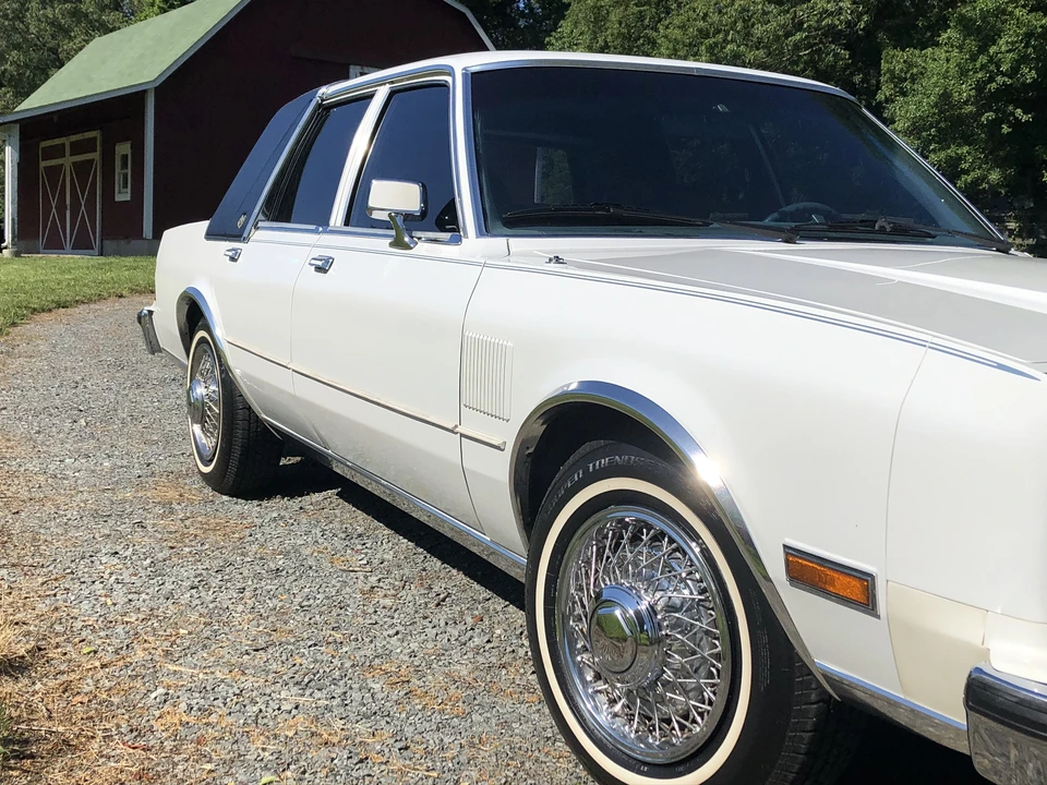 1988 Chrysler New Yorker - Image 18 of 31