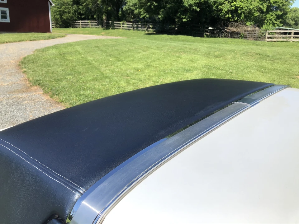 1988 Chrysler New Yorker - Image 25 of 31