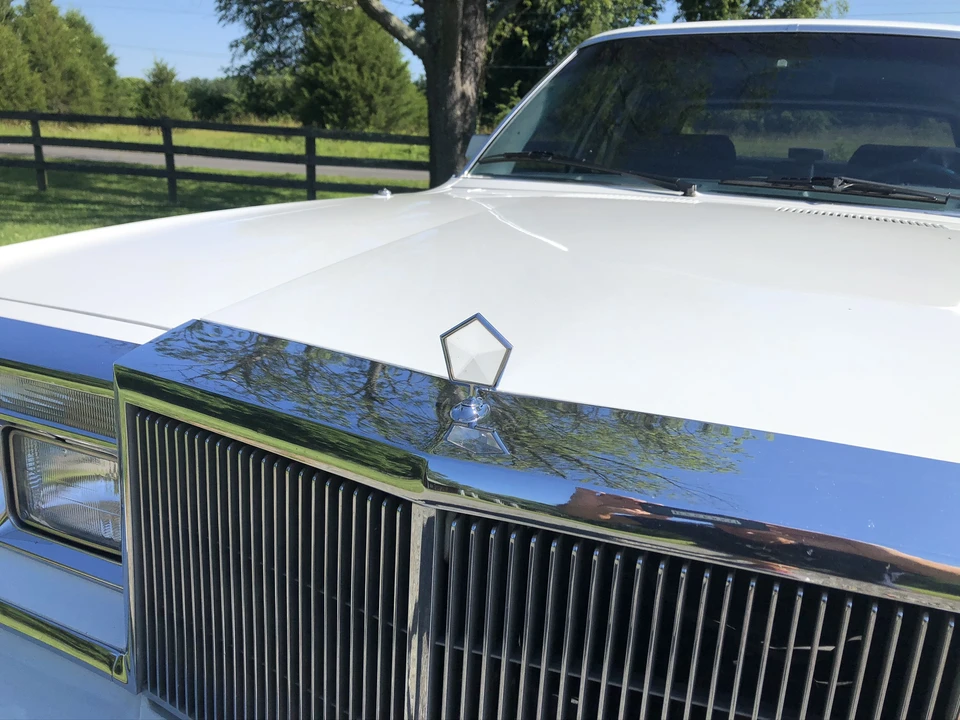 1988 Chrysler New Yorker - Image 26 of 31