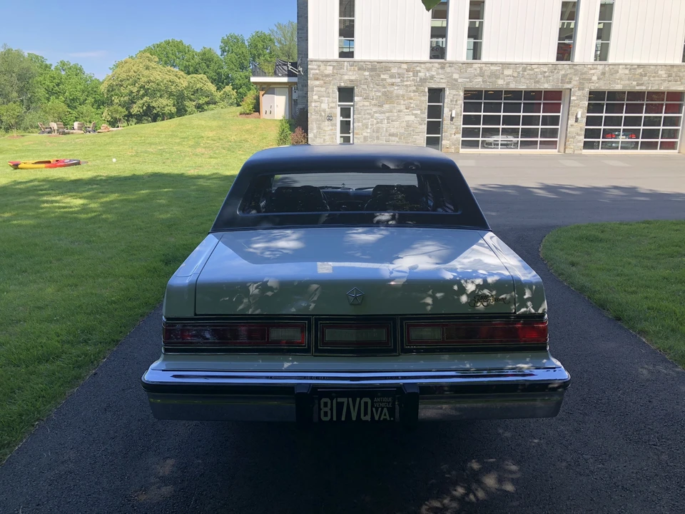 1988 Chrysler New Yorker - Image 21 of 31