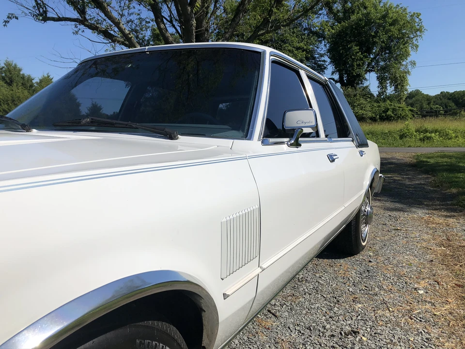 1988 Chrysler New Yorker - Image 27 of 31