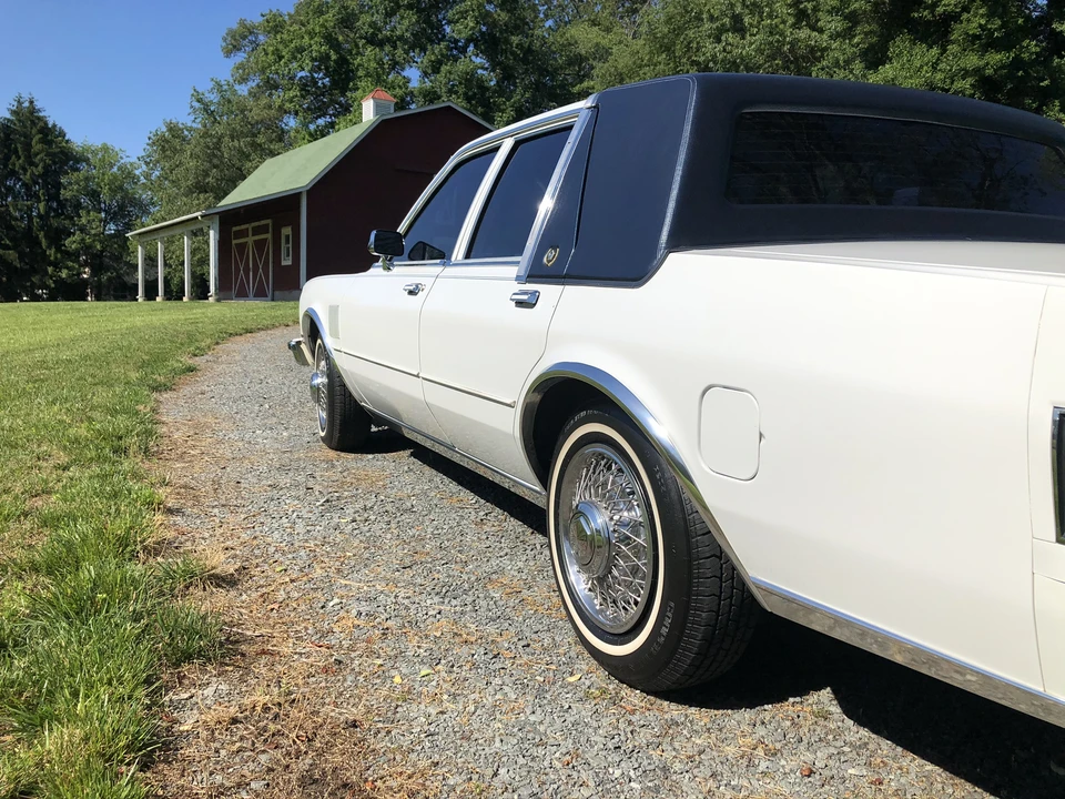 1988 Chrysler New Yorker - Image 29 of 31