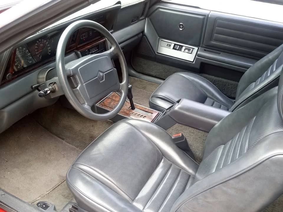 1988 Chrysler LeBaron - Image 4 of 9