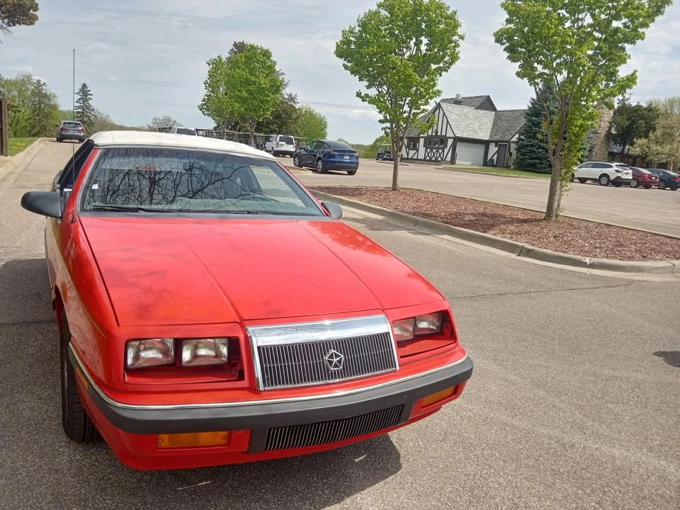 1988 Chrysler LeBaron - Image 7 of 9