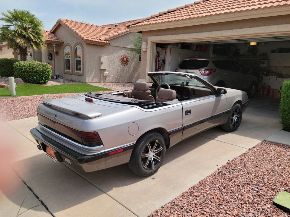 1988 Chrysler LeBaron - Image 3 of 3