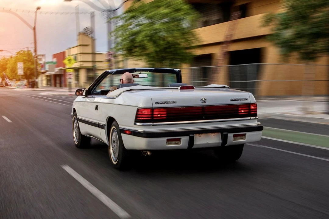 1988 Chrysler LeBaron - Image 4 of 31