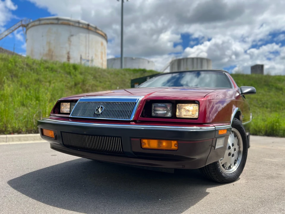 1988 Chrysler LeBaron - Image 30 of 31