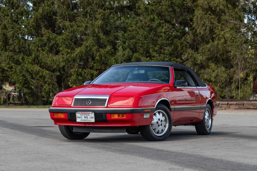 1988 Chrysler LeBaron - Image 4 of 31