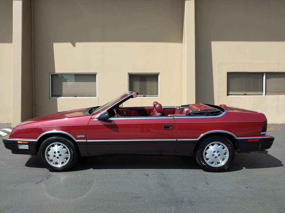 1988 Chrysler LeBaron - Image 2 of 31