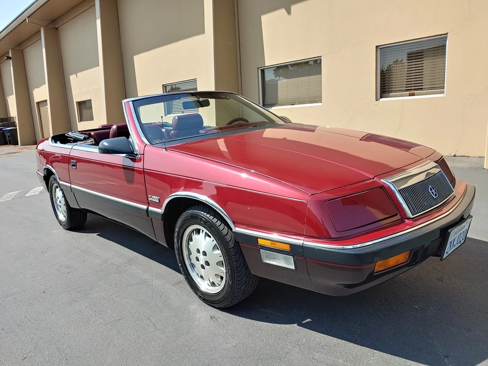 1988 Chrysler LeBaron - Image 7 of 31