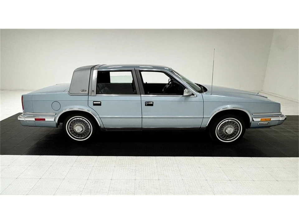 1988 Chrysler New Yorker - Image 6 of 31
