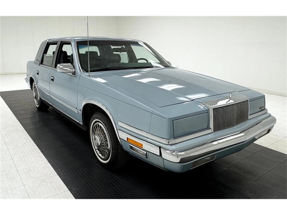 1988 Chrysler New Yorker - Image 7 of 31