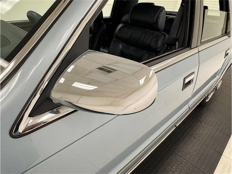 1988 Chrysler New Yorker - Image 14 of 31