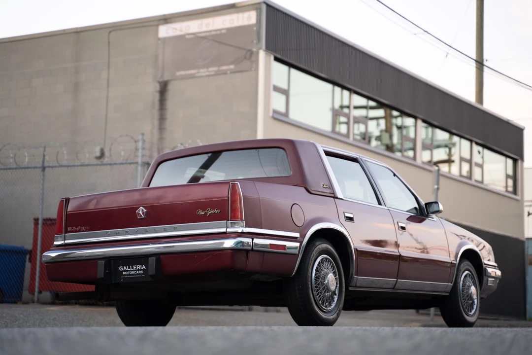 1988 Chrysler New Yorker - Image 14 of 31
