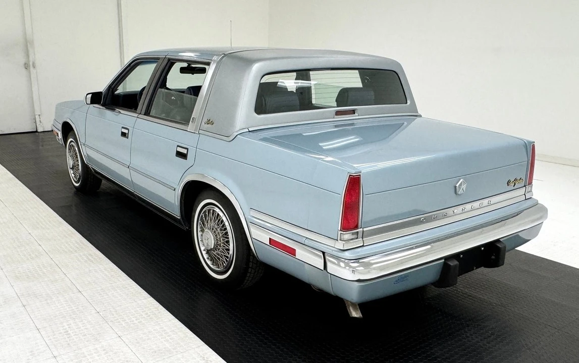 1988 Chrysler New Yorker - Image 3 of 31