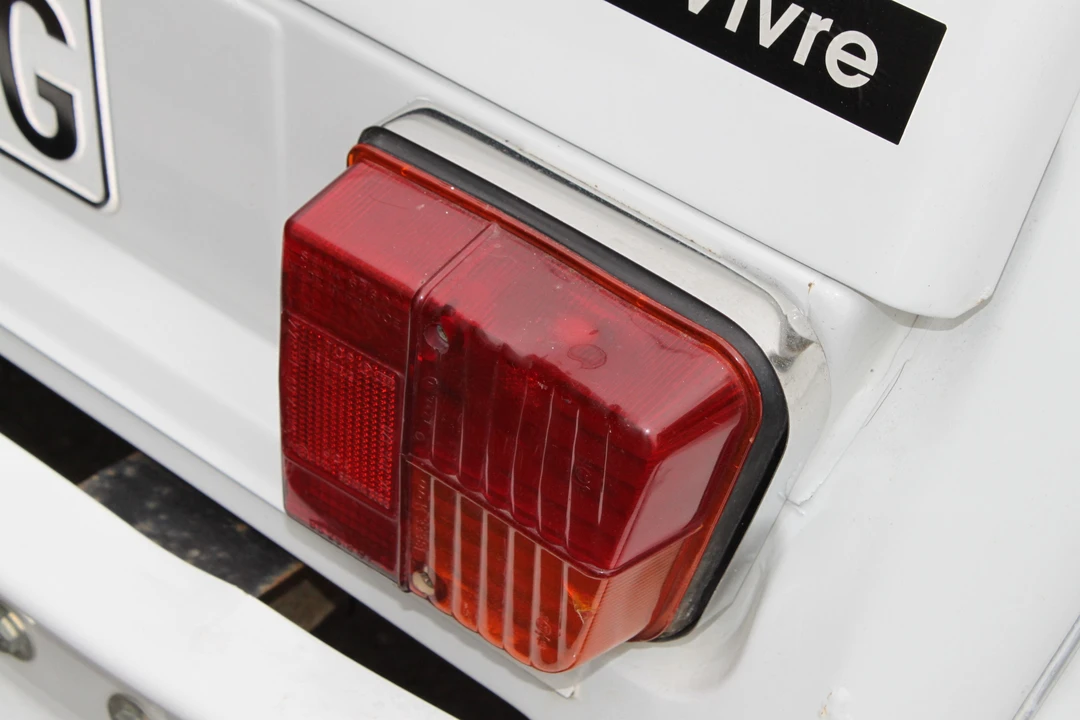 1988 Citroen 2CV - Image 9 of 9