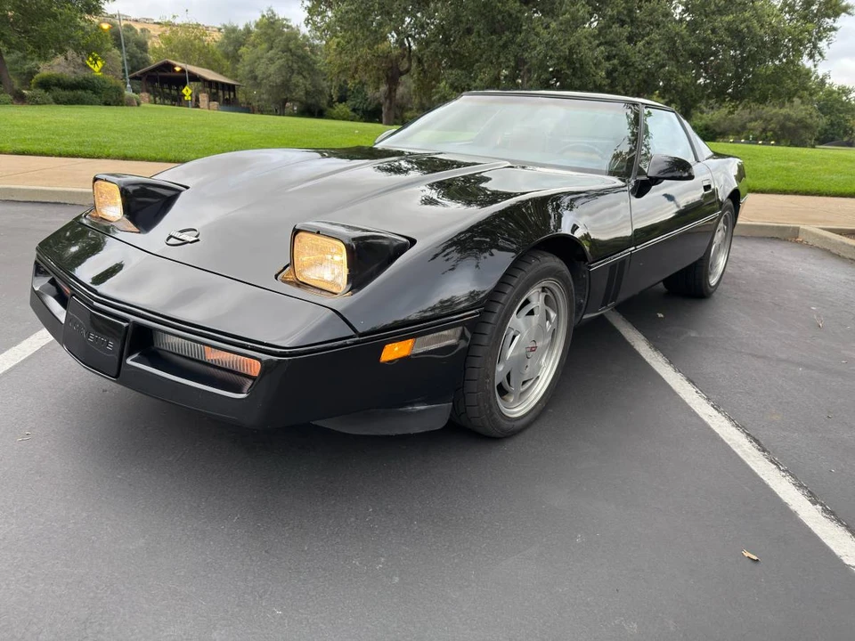 1988 Chevrolet Corvette C4 - Image 4 of 19