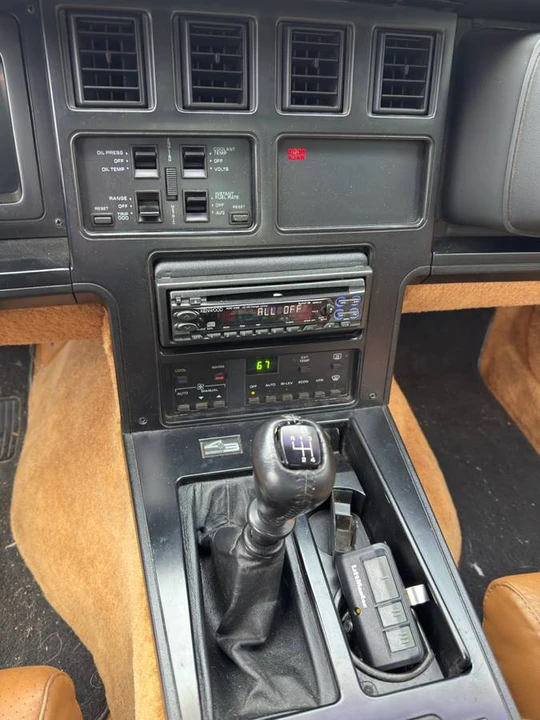 1988 Chevrolet Corvette C4 - Image 14 of 19
