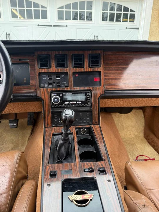 1988 Chevrolet Corvette C4 - Image 16 of 20